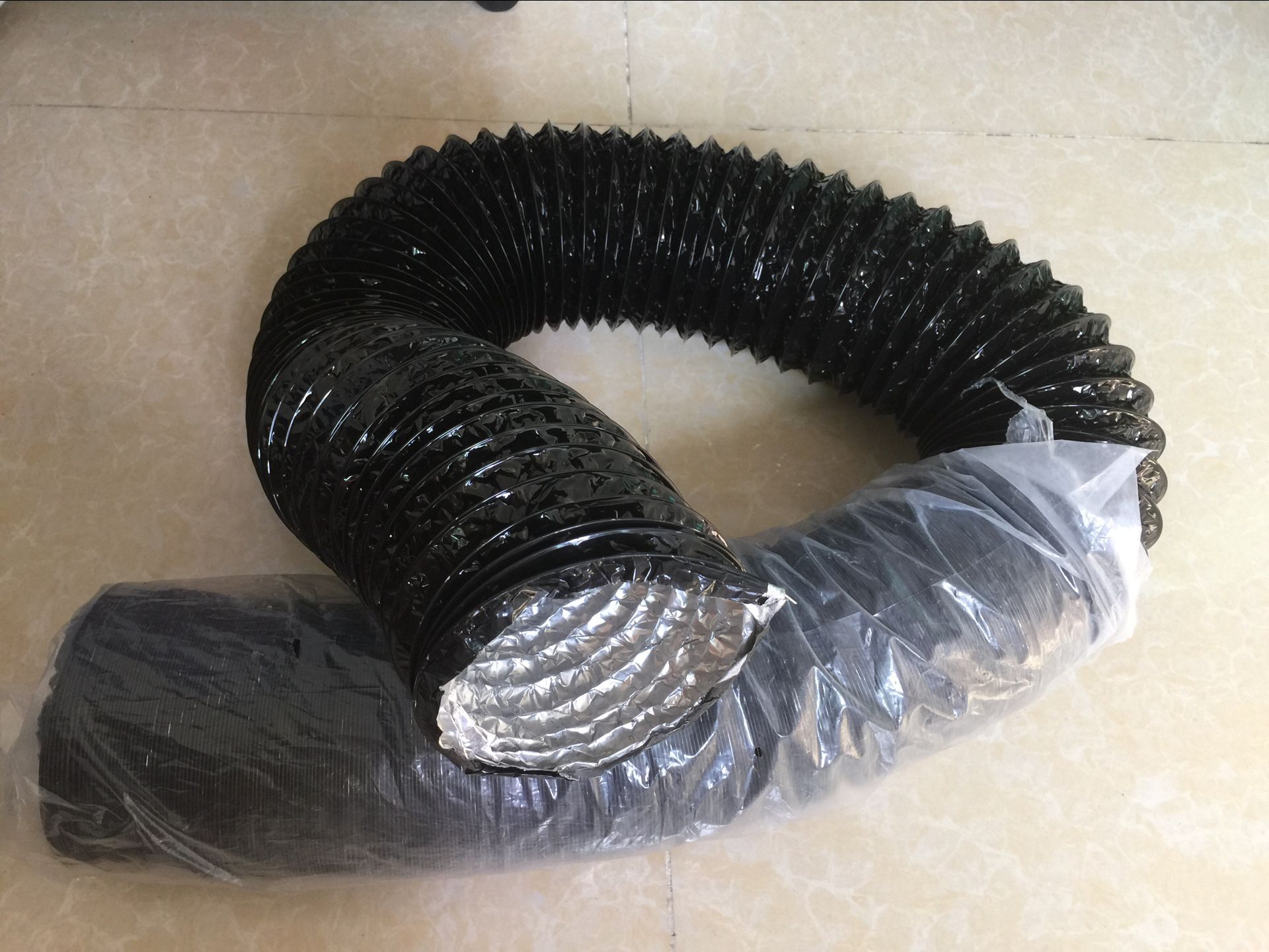 黑色双层钢丝铝箔管